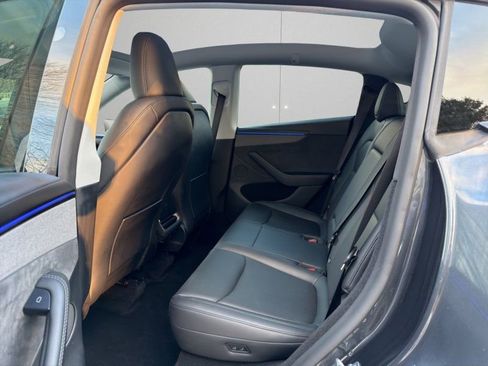 Used 2026 Tesla Model Y AWD image 10