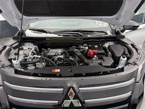 New 2026 Mitsubishi Outlander AWD image 27