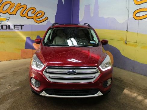 Used 2019 Ford Escape SEL w/ Sun & Style Package AWD/4WD image 3
