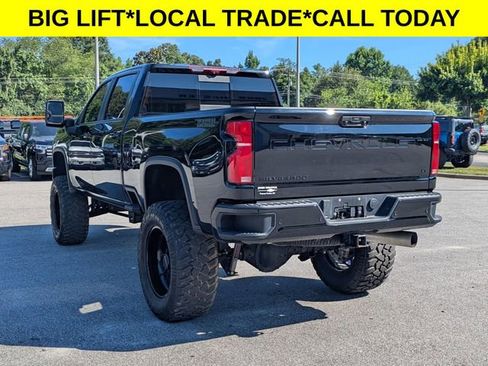 Used 2025 Chevrolet Silverado 2500 LT w/ Trail Boss Package AWD/4WD image 4