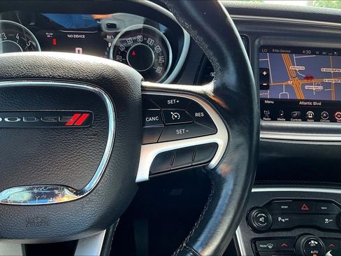 Used 2015 Dodge Challenger SXT Plus RWD image 12