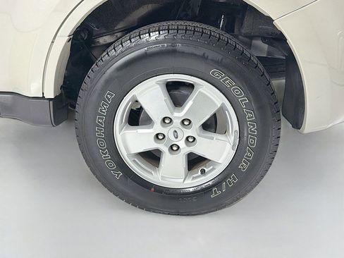 Used 2008 Ford Escape XLT image 30