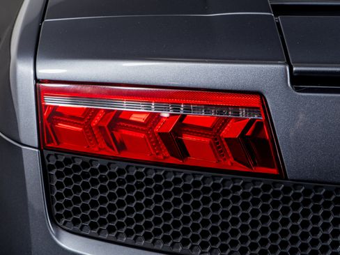 Used 2013 Lamborghini Gallardo LP 550-2 image 12