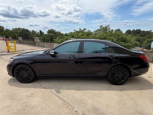 Used 2015 Mercedes-Benz S 550 4MATIC Sedan image 3