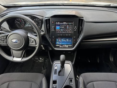 Used 2025 Subaru Impreza 2.0i AWD/4WD image 10