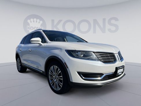 Used 2017 Lincoln MKX Reserve w/ Driver Assistance Package AWD/4WD image 10