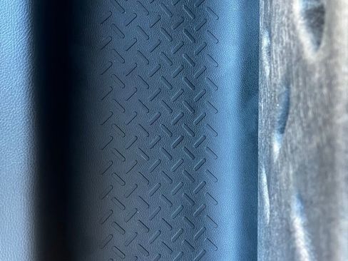 Used 2018 Jeep Wrangler Rubicon w/ Power Convenience Group image 29