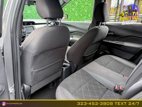 Used 2019 Nissan Kicks SV FWD image 12
