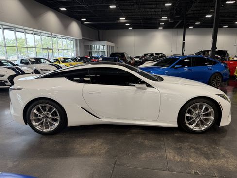 Used 2018 Lexus LC 500 Coupe w/ Touring Package RWD image 8