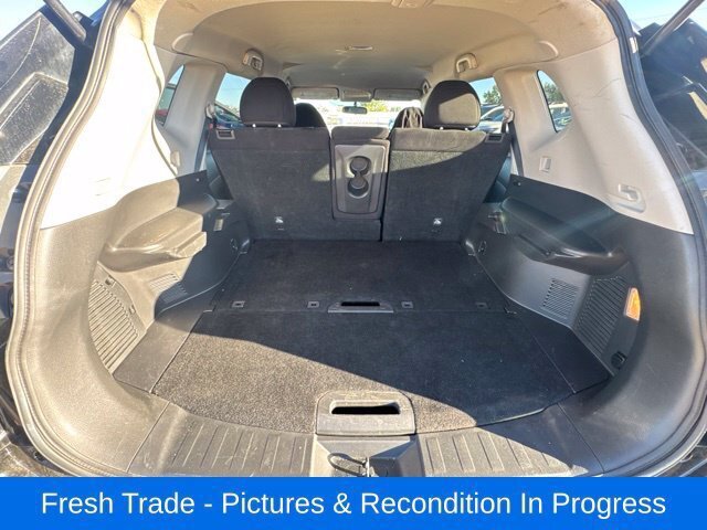 Used 2014 Nissan Rogue SV AWD/4WD image 19