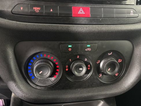 Used 2021 RAM ProMaster City Tradesman image 15