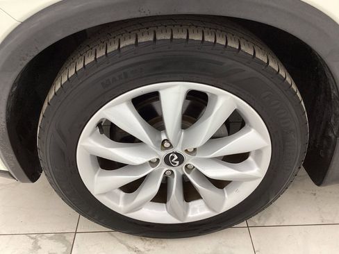 Used 2019 INFINITI QX50 Essential w/ Premium Audio Package AWD/4WD image 48