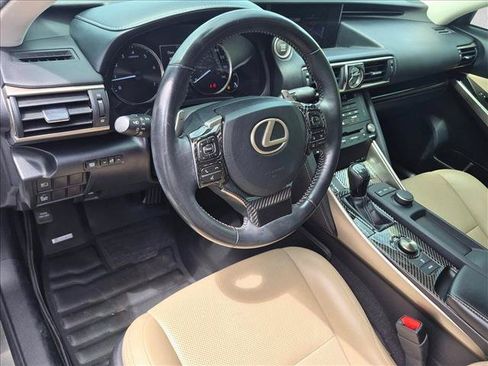 Used 2018 Lexus IS 300 AWD w/ Comfort Package image 10