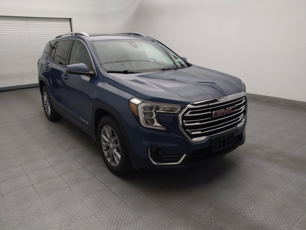 Used 2024 GMC Terrain SLT AWD/4WD image 13