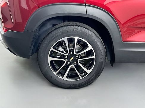 Used 2024 Chevrolet TrailBlazer LT w/ Convenience Package FWD image 37