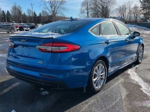Used 2020 Ford Fusion SE image 8