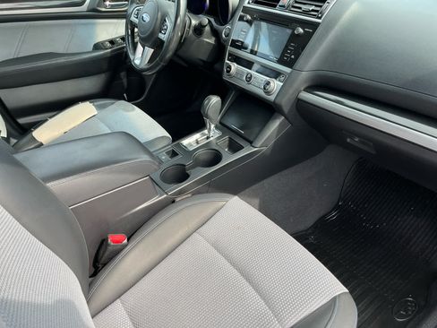 Used 2017 Subaru Legacy 2.5i Sport AWD/4WD image 35