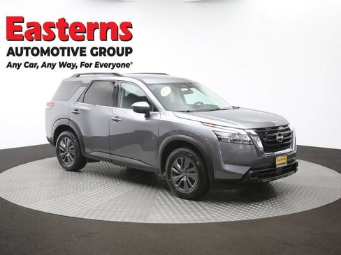 Used 2022 Nissan Pathfinder SV FWD image 49