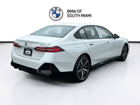 New 2026 BMW 530i w/ M Sport Package RWD image 6