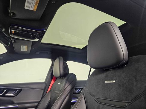 New 2025 Mercedes-Benz GLC 63 AMG S image 19