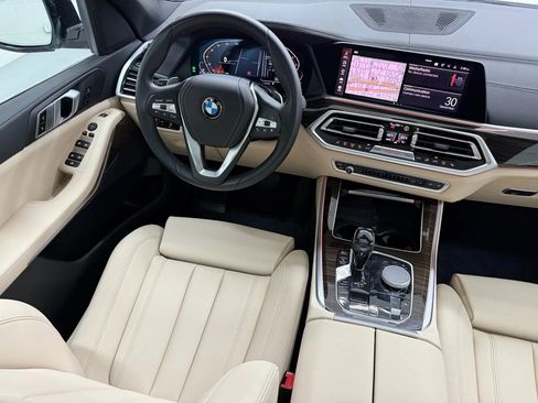 Used 2019 BMW X5 xDrive40i w/ Convenience Package image 32