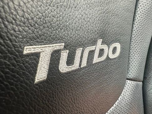 Used 2015 Hyundai Veloster Turbo w/ Option Group 04 FWD image 25