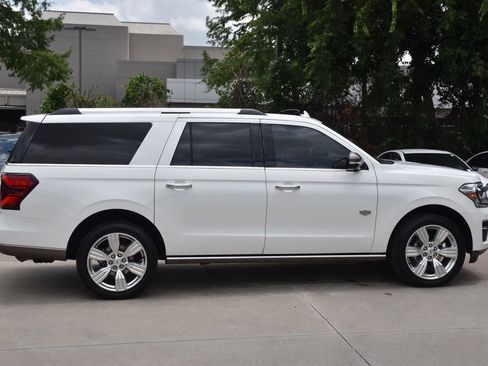 Used 2024 Ford Expedition Max King Ranch RWD image 6
