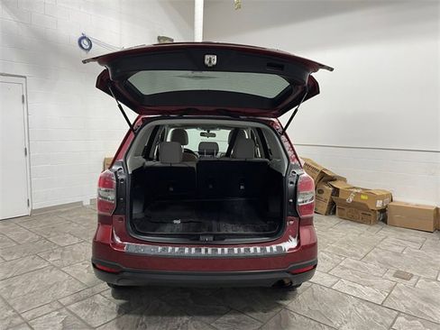 Used 2015 Subaru Forester 2.5i Premium w/ All-Weather Package image 16