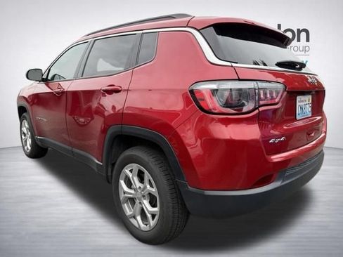 Used 2024 Jeep Compass Latitude AWD/4WD image 14