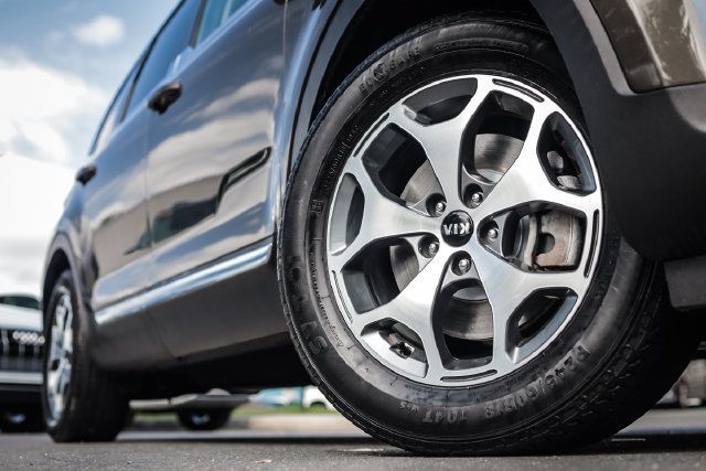 Used 2020 Kia Telluride EX AWD/4WD image 15