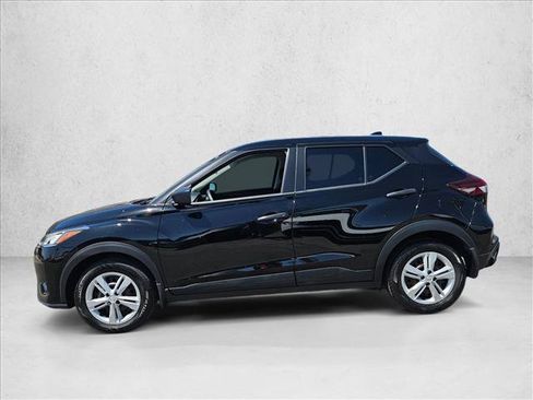 Used 2024 Nissan Kicks S FWD image 9