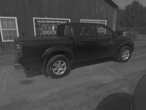 Used 2016 Nissan Frontier S image 4