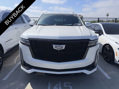 Used 2023 Cadillac Escalade Sport Platinum w/ LPO, ONYX Package image 1