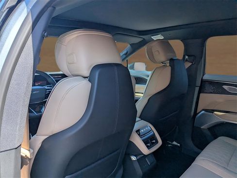 New 2026 Cadillac Lyriq V w/ LPO, Floor Liner Package image 14