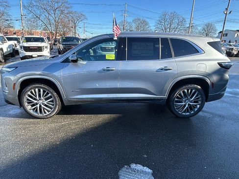 New 2026 Buick Enclave Avenir w/ Super Cruise Package image 4