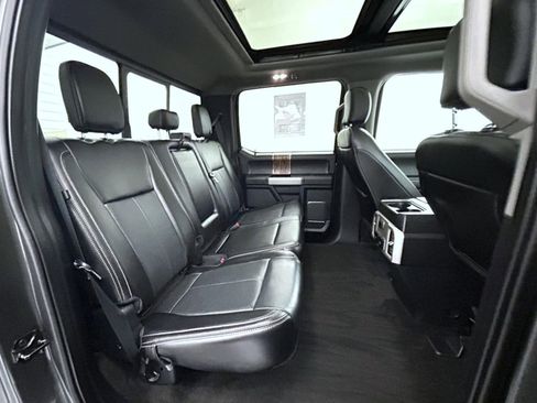 Used 2020 Ford F150 Lariat image 18