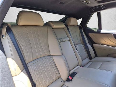 Used 2024 Lexus LS 500 w/ Interior Upgrade Package RWD image 18