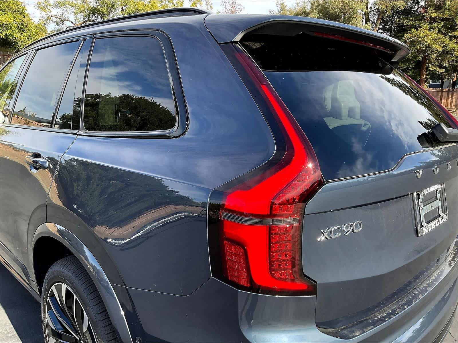 New 2026 Volvo XC90 B6 Ultra w/ Protection Package AWD/4WD image 25