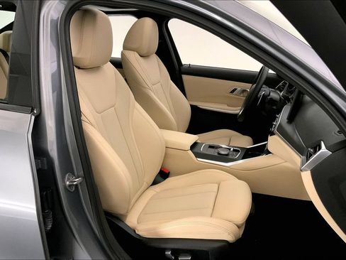 Certified 2023 BMW 330i xDrive Sedan w/ Premium Package AWD/4WD image 6