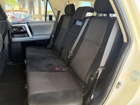 Used 2012 Toyota 4Runner SR5 w/ Convenience Pkg image 12