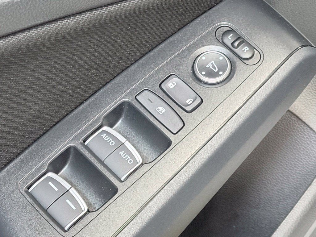 Used 2024 Honda Civic LX image 11