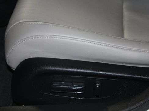 Used 2024 Honda Civic EX-L image 14