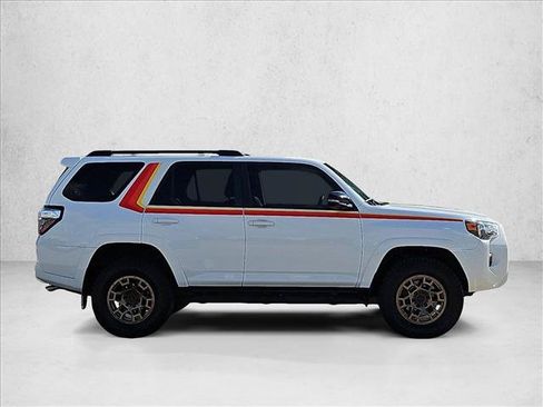 Used 2023 Toyota 4Runner 40th Anniversary SE AWD/4WD image 4