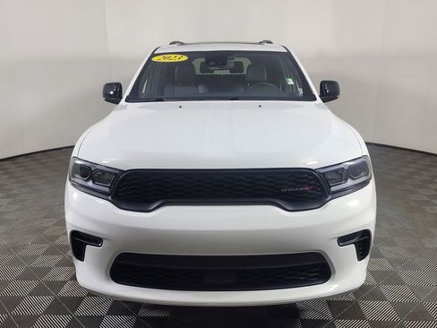Used 2023 Dodge Durango GT image 2
