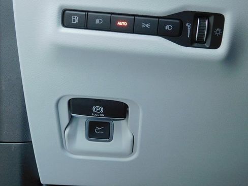 New 2026 Jeep Cherokee Limited image 36