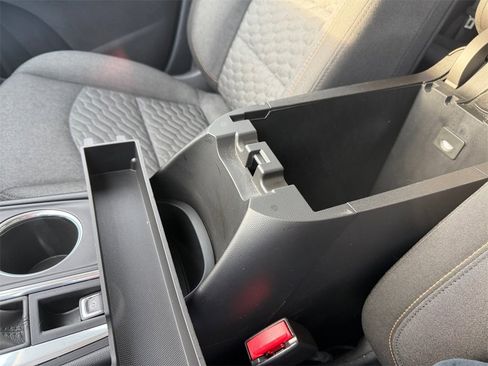 Used 2019 Chevrolet Equinox LT w/ Sun & Navigation Package image 25