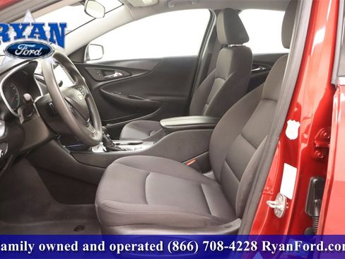 Used 2024 Chevrolet Malibu LT image 10