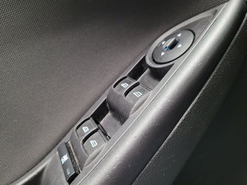 Used 2015 Ford Focus SE FWD image 27