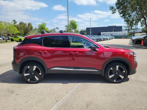 Certified 2026 Nissan Kicks SR image 3