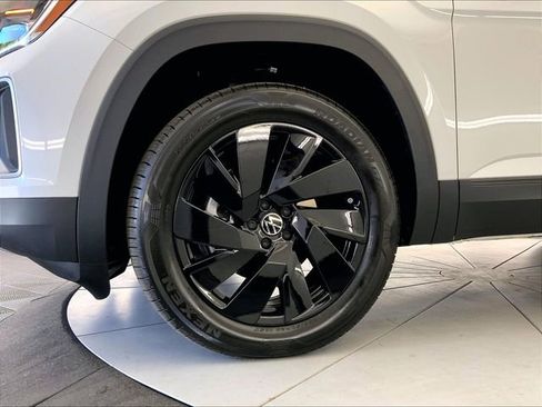 New 2026 Volkswagen Atlas SE AWD/4WD image 12